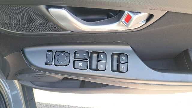 Hyundai KONA 1.6 h-GDi SE Connect SUV 5dr Petrol Hybrid DCT Euro 6 (s/s) (141 ps) Galactic Grey/Black Cloth