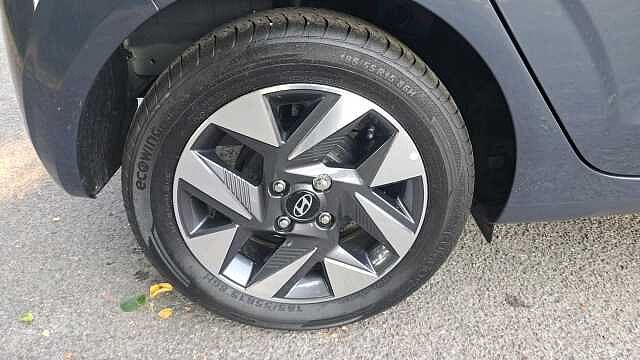 Hyundai i10 1.0 Advance Hatchback 5dr Petrol Auto Euro 6 (s/s) (63 ps)