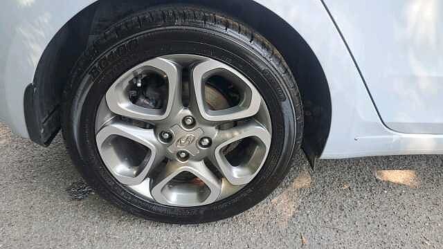 Hyundai i20 1.2 Play Hatchback 5dr Petrol Manual Euro 6 (s/s) (84 ps)