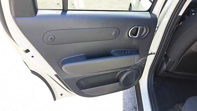 Hyundai INSTER Long Range 49kWh 02 SUV 5dr Electric Auto (115 ps)