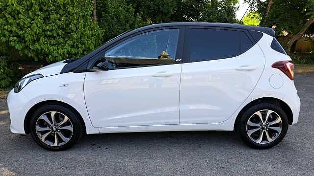 Hyundai i10 1.0 Play Hatchback 5dr Petrol Manual Euro 6 (67 ps)