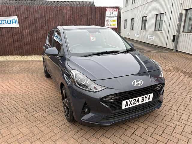 Hyundai i10 1.2 Premium Hatchback 5dr Petrol Manual Euro 6 (s/s) (79 ps)