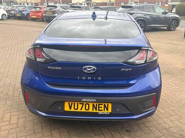 Hyundai IONIQ 1.6 h-GDi 8.9kWh Premium SE Hatchback 5dr Petrol Plug-in Hybrid DCT Euro 6 (s/s)