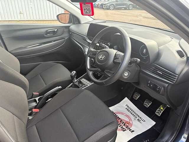 Hyundai BAYON 1.0 T-GDi Advance SUV 5dr Petrol Manual Euro 6 (s/s) (100 ps)