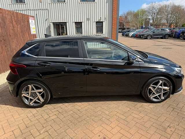 Hyundai I20 1.0 T-GDi Ultimate Hatchback 5dr Petrol Manual Euro 6 (s/s) (100 ps) Black