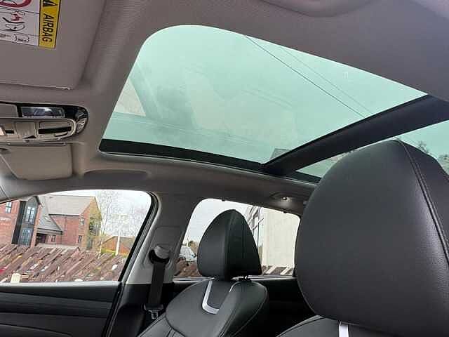 Hyundai TUCSON 1.6 T-GDi Ultimate SUV 5dr Petrol Hybrid Auto Euro 6 (s/s) (215 ps) Silver