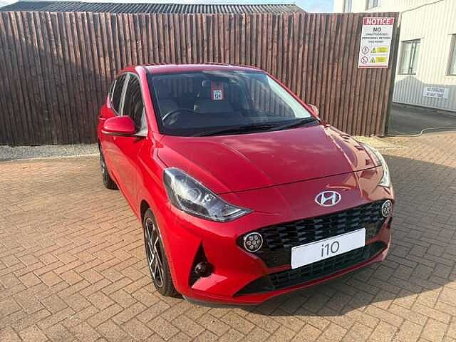 Hyundai i10 1.0 Premium Hatchback 5dr Petrol Manual Euro 6 (s/s) (67 ps)