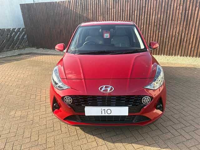 Hyundai i10 1.0 Premium Hatchback 5dr Petrol Manual Euro 6 (s/s) (67 ps)