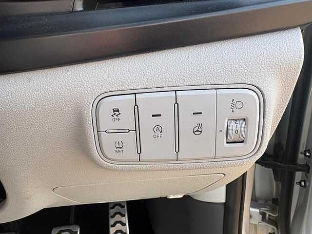 Hyundai BAYON 1.0 T-GDi MHEV Ultimate SUV 5dr Petrol Hybrid Manual Euro 6 (s/s) (120 ps)