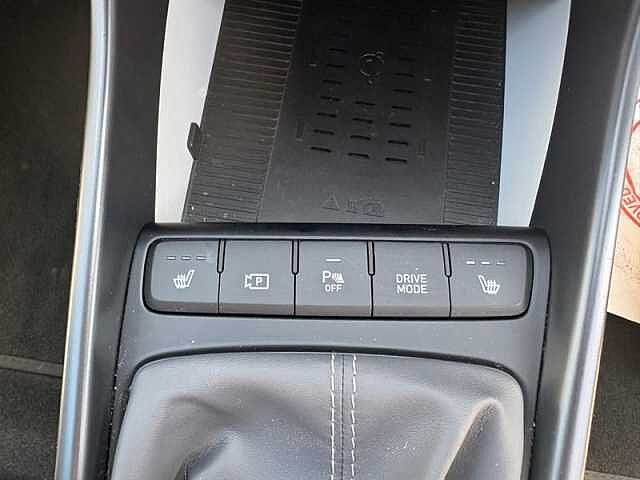 Hyundai BAYON 1.0 T-GDi MHEV Ultimate SUV 5dr Petrol Hybrid Manual Euro 6 (s/s) (120 ps)