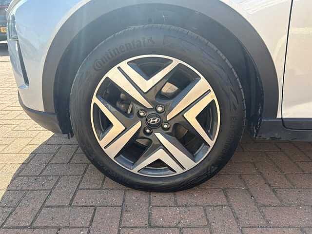 Hyundai BAYON 1.0 T-GDi MHEV Ultimate SUV 5dr Petrol Hybrid Manual Euro 6 (s/s) (120 ps)