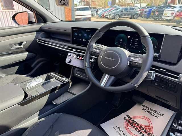 Hyundai TUCSON 1.6T Hybrid 239ps Black Line AU Black