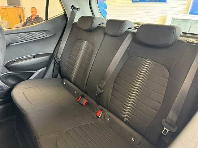 Hyundai i10 1.0 Advance Hatchback 5dr Petrol Manual Euro 6 (s/s) (63 ps)
