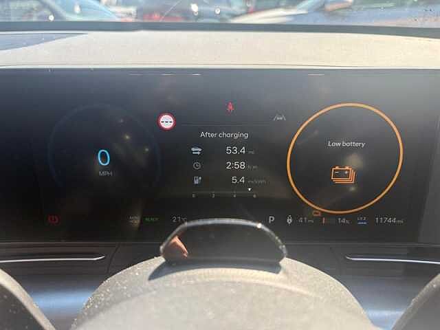 Hyundai KONA 65.4kWh Advance SUV 5dr Electric Auto (218 ps)