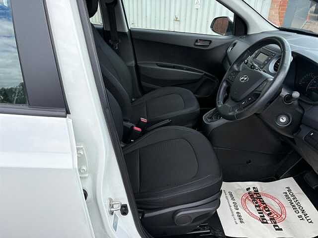 Hyundai i10 1.2 SE Hatchback 5dr Petrol Auto Euro 6 (87 ps)