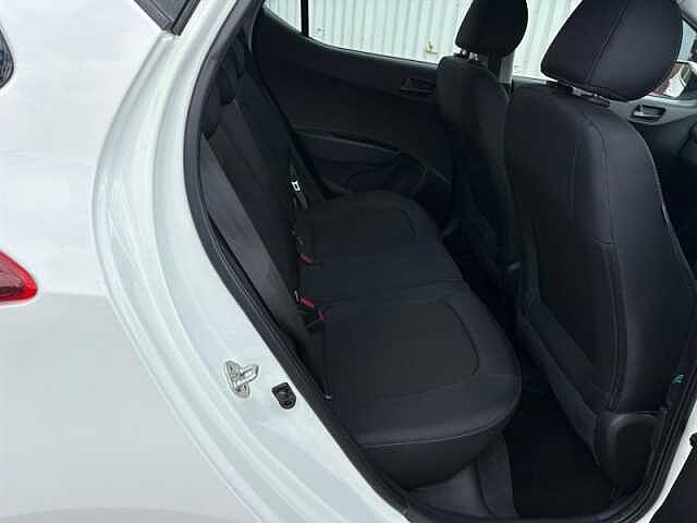 Hyundai i10 1.2 SE Hatchback 5dr Petrol Auto Euro 6 (87 ps)