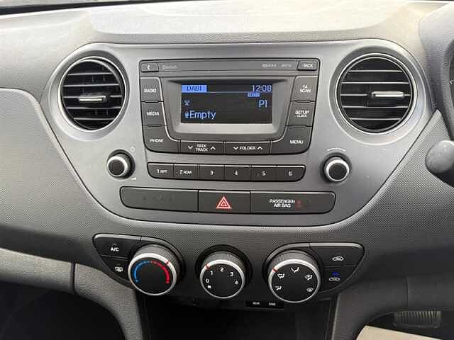 Hyundai i10 1.2 SE Hatchback 5dr Petrol Auto Euro 6 (87 ps)