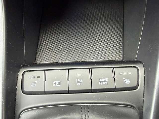 Hyundai I20 1.0 T-GDi MHEV Premium Hatchback 5dr Petrol Hybrid Manual Euro 6 (s/s) (100 ps) Black