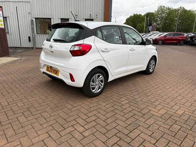 Hyundai I10 1.0 SE Hatchback 5dr Petrol Manual Euro 6 (s/s) (67 ps) White
