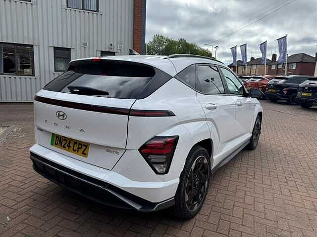Hyundai KONA 65.4kWh N Line S SUV 5dr Electric Auto (218 ps) White