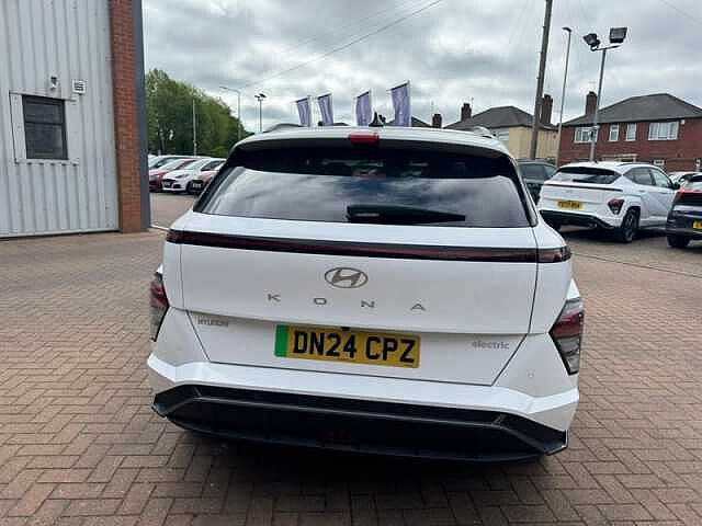 Hyundai KONA 65.4kWh N Line S SUV 5dr Electric Auto (218 ps) White