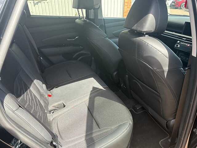 Hyundai TUCSON 1.6 T-GDi Premium SUV 5dr Petrol Hybrid Auto Euro 6 (s/s) (215 ps) Black