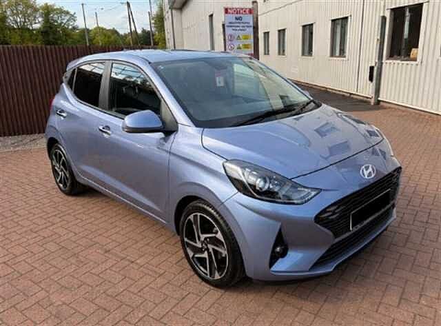 Hyundai i10 1.2 Premium Hatchback 5dr Petrol Auto Euro 6 (s/s) (79 ps)