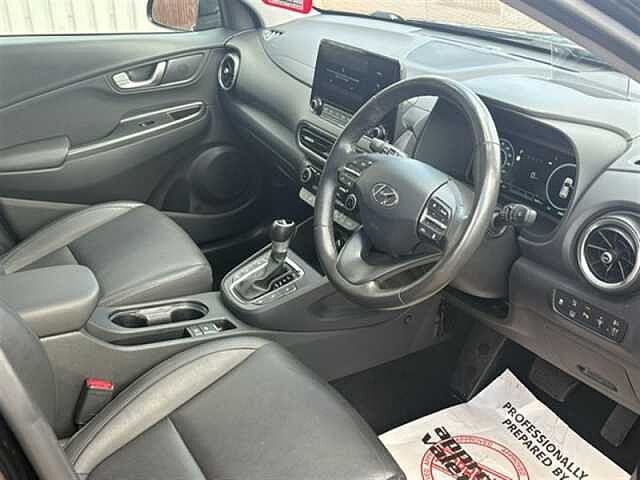 Hyundai KONA 1.6 h-GDi Ultimate SUV 5dr Petrol Hybrid DCT Euro 6 (s/s) (141 ps)