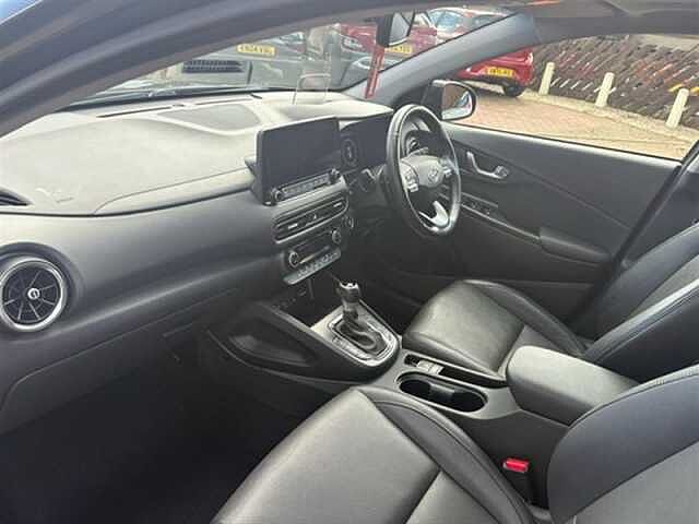 Hyundai KONA 1.6 h-GDi Ultimate SUV 5dr Petrol Hybrid DCT Euro 6 (s/s) (141 ps)