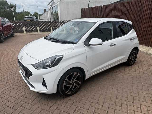 Hyundai i10 1.2 Premium Hatchback 5dr Petrol Auto Euro 6 (s/s) (84 ps)