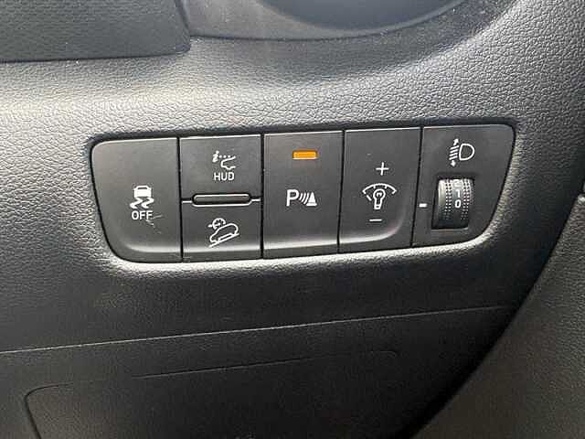 Hyundai KONA 1.0 T-GDi MHEV Ultimate SUV 5dr Petrol Hybrid Manual Euro 6 (s/s) (120 ps)