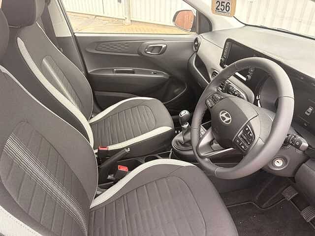 Hyundai i10 1.0 Advance Hatchback 5dr Petrol Manual Euro 6 (s/s) (63 ps)