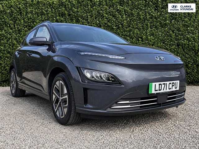 Hyundai KONA 64kWh Premium SUV 5dr Electric Auto (10.5kW Charger) (204 ps)