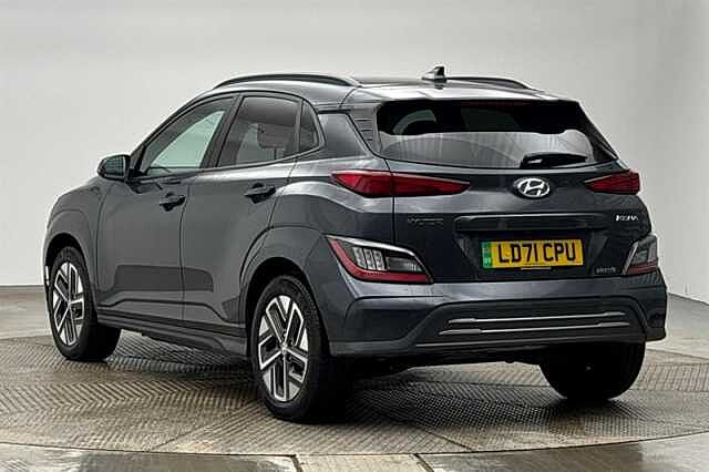 Hyundai KONA 64kWh Premium SUV 5dr Electric Auto (10.5kW Charger) (204 ps)