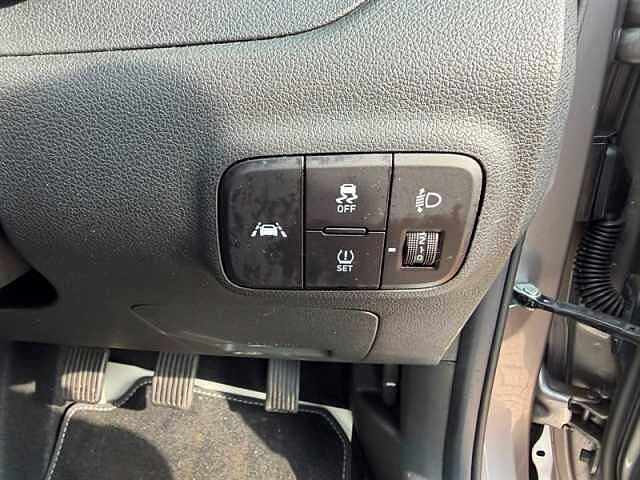 Hyundai I10 1.2 SE Connect Hatchback 5dr Petrol Manual Euro 6 (s/s) (84 ps) Brown