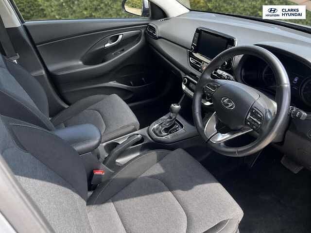 Hyundai i30 1.0 T-GDi MHEV SE Connect Hatchback 5dr Petrol Hybrid DCT Euro 6 (s/s) (120 ps)