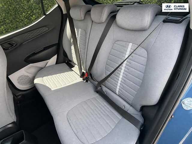 Hyundai i10 1.2 Premium Hatchback 5dr Petrol Manual Euro 6 (s/s) (79 ps)