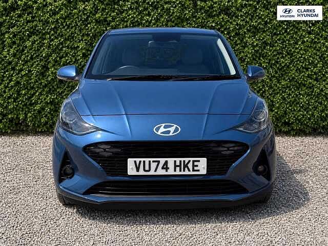 Hyundai i10 1.2 Premium Hatchback 5dr Petrol Manual Euro 6 (s/s) (79 ps)