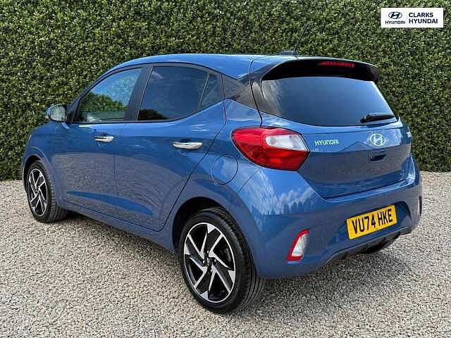Hyundai i10 1.2 Premium Hatchback 5dr Petrol Manual Euro 6 (s/s) (79 ps)