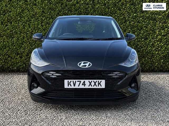 Hyundai i10 1.2 Premium Hatchback 5dr Petrol Auto Euro 6 (s/s) (79 ps)