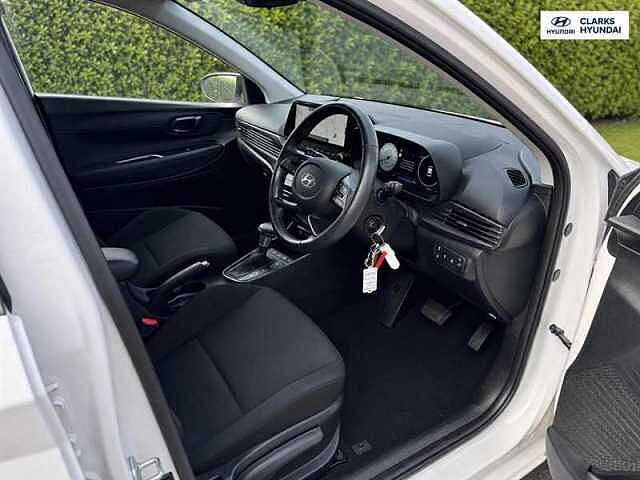 Hyundai I20 1.0 T-GDi Premium Hatchback 5dr Petrol DCT Euro 6 (s/s) (100 ps) White