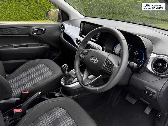 Hyundai I10 1.2 Premium Hatchback 5dr Petrol Auto Euro 6 (s/s) (79 ps) Grey