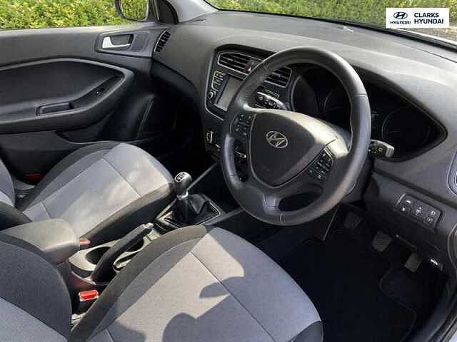 Hyundai i20 1.2 Play Hatchback 5dr Petrol Manual Euro 6 (s/s) (84 ps)