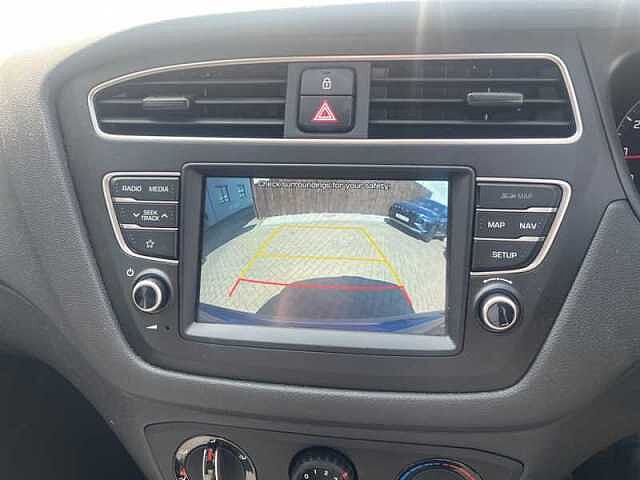 Hyundai i20 1.2 Play Hatchback 5dr Petrol Manual Euro 6 (s/s) (84 ps)