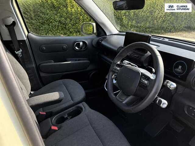 Hyundai INSTER Long Range 49kWh 02 SUV 5dr Electric Auto (115 ps)