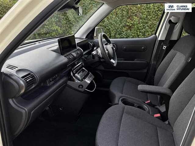 Hyundai INSTER Long Range 49kWh 02 SUV 5dr Electric Auto (115 ps)