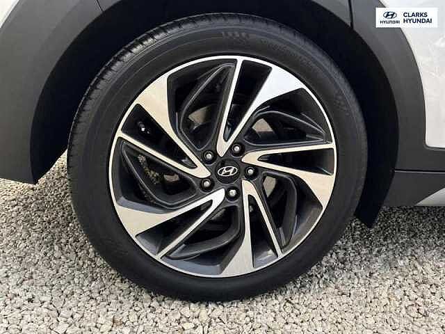 Hyundai TUCSON 1.6 CRDi MHEV Premium SE SUV 5dr Diesel Hybrid DCT Euro 6 (s/s) (136 ps)