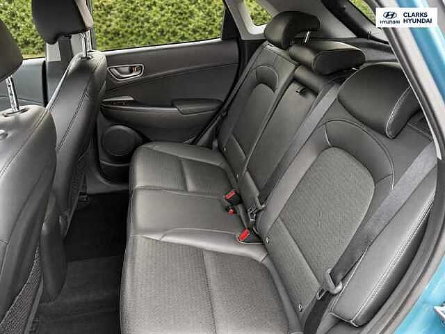 Hyundai KONA 64kWh Premium SE SUV 5dr Electric Auto (7kW Charger) (204 ps)