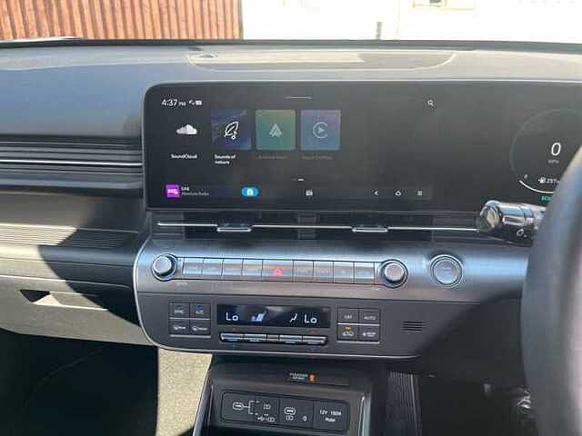 Hyundai KONA 1.6 h-GDi Ultimate SUV 5dr Petrol Hybrid DCT Euro 6 (s/s) (141 ps)