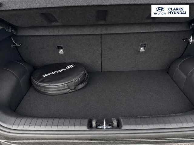 Hyundai INSTER Long Range 49kWh 01 SUV 5dr Electric Auto (115 ps)